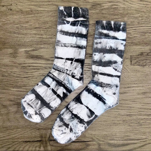 Other - Black & White “Striped” Tie Dye Socks